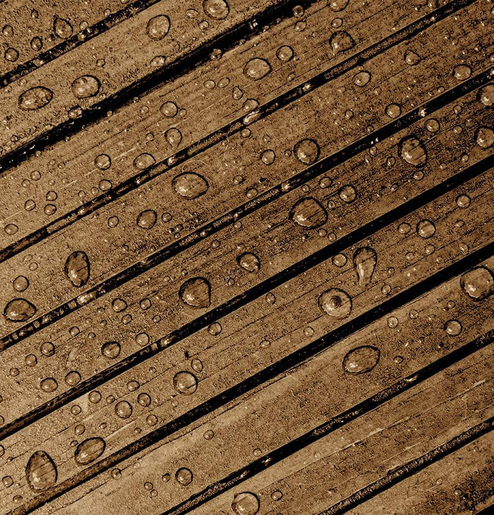 Decking_Rustic-Oak_Water_beading.jpg